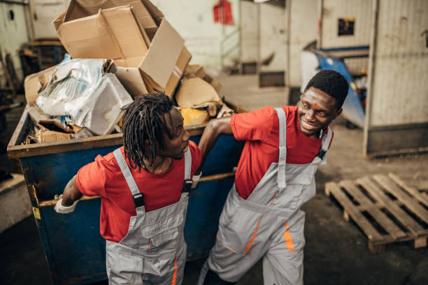 Best Professional Junk Removal  in St James, MO